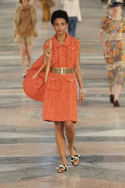 Look 47